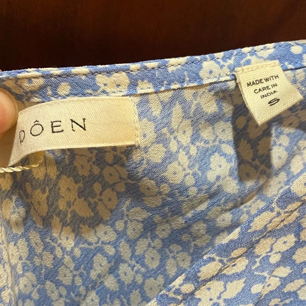 Doen Sonia Dress: small: NWT: Light Blue Floral Slip Dress with V-Neck - Picture 2 of 3